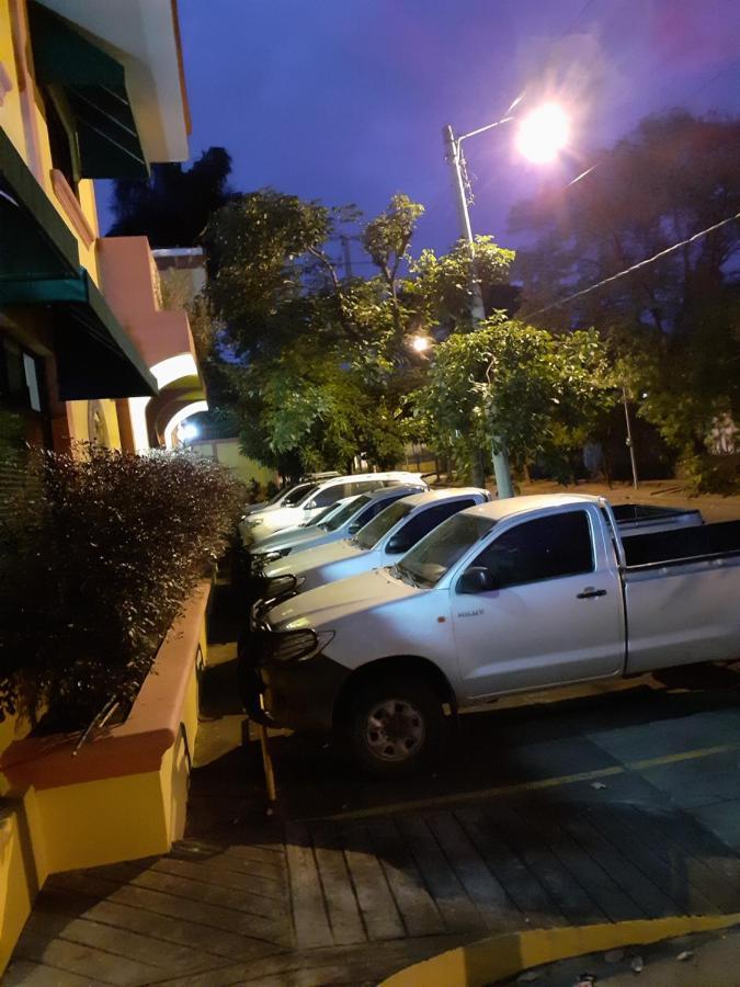 Hotel Brandts Los Robles De San Juan Managua Ngoại thất bức ảnh