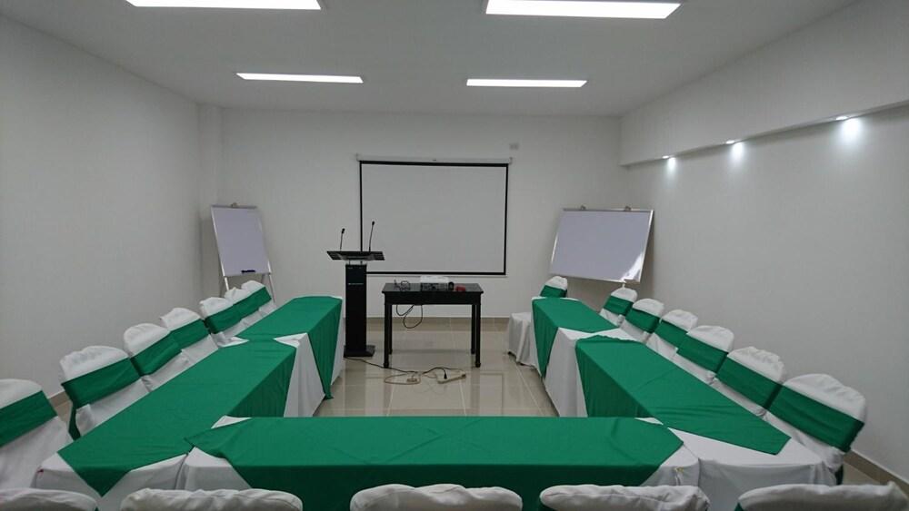 Hotel Brandts Los Robles De San Juan Managua Ngoại thất bức ảnh