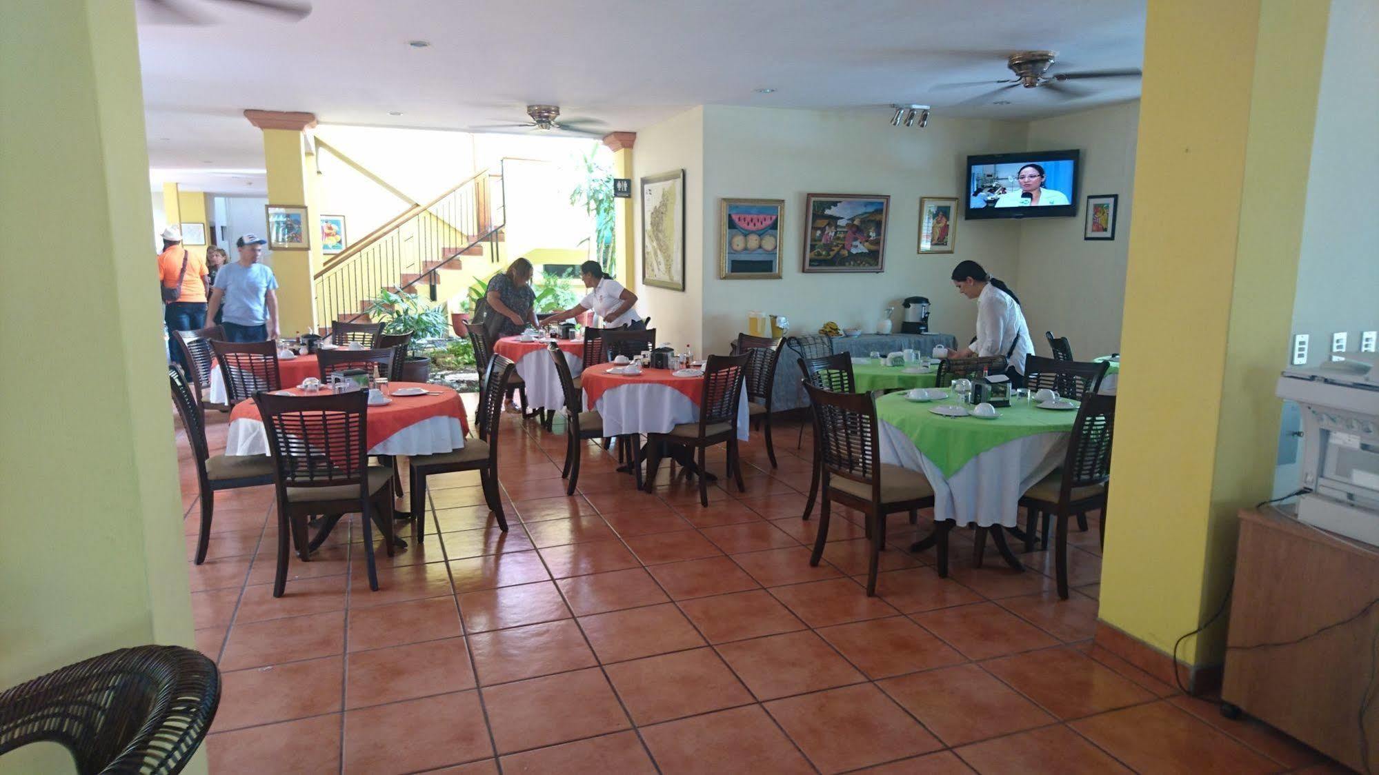 Hotel Brandts Los Robles De San Juan Managua Ngoại thất bức ảnh